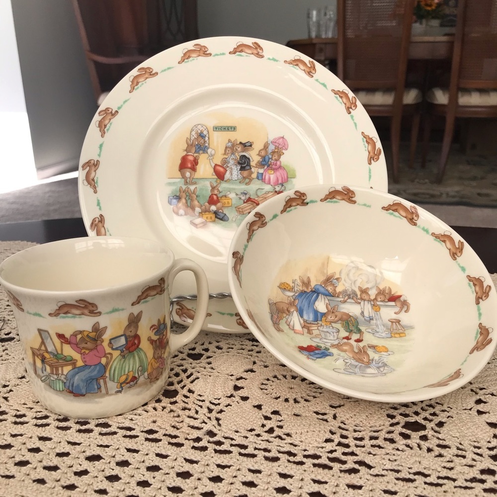 Vintage Royal Doulton 3 piece children’s set. Perfect condition.